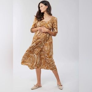 Ingrid & Isabel The Breeze 3/4 sleeve printed midi dress